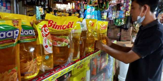 Pedagang Pasar Minta Jatah Jual Minyak Goreng Satu Harga Rp14.000